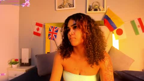 Snapshot of vahiolet_fuentes chatting on 26, 6, 2026 vahioleth online show from 26, 6, 2026