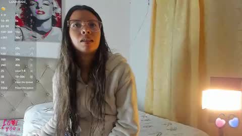 Vahiolet smith online show from 18, 9, 2025