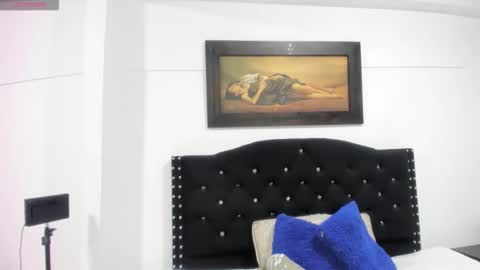 Vahiolet smith online show from 26, 11, 2025