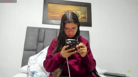 Snapshot of vahiolet_smith chatting on 17, 7, 2026 Vahiolet smith online show from 17, 7, 2026