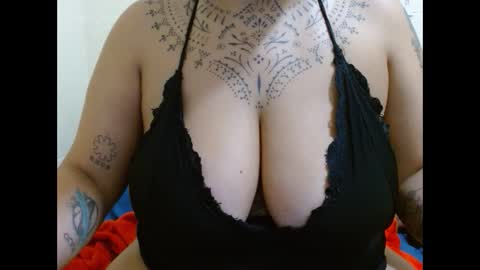 Vah Oliver online show from 2, 3, 2025