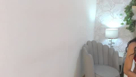 Snapshot of vaiolet__ chatting on 26, 1, 2025 Vaiolet online show from 26, 1, 2025