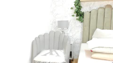 Snapshot of vaiolet__ chatting on 29, 1, 2025 Vaiolet online show from 29, 1, 2025