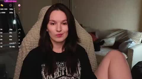 Snapshot of val_manson chatting on 24, 6, 2026 Val online show from 24, 6, 2026