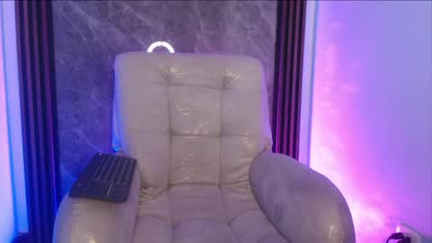 Snapshot of vale_queeny chatting on 25, 5, 2026 vale_queeny online show from 25, 5, 2026
