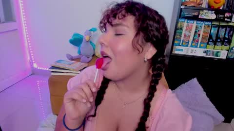 valen_smile_ online show from 11, 2, 2025