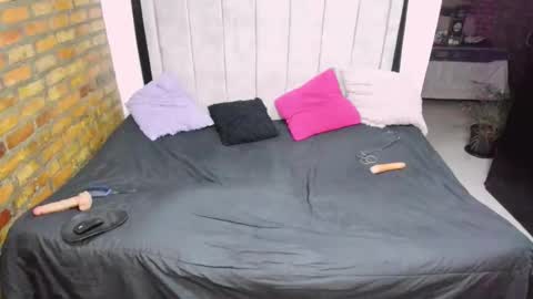 Snapshot of valenthottie chatting on 1, 5, 2026 Valentina online show from 1, 5, 2026