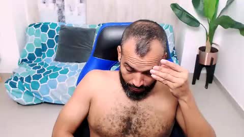 Valentine online show from 4, 1, 2025