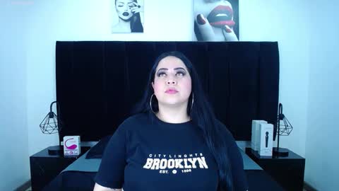 Snapshot of valentina_fox01_ chatting on 11, 2, 2026 Valentina online show from 11, 2, 2026