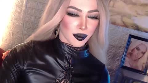 Amanda online show from 16, 11, 2025