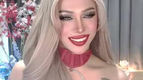Snapshot of valentina_goddess_tsxxx chatting on 7, 6, 2026 Amanda online show from 7, 6, 2026