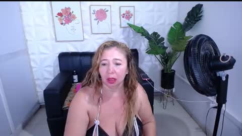 Valentina  online show from 6, 1, 2026