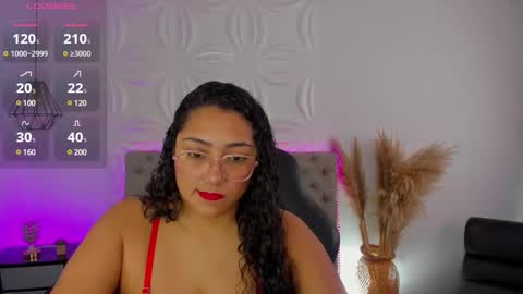 Snapshot of valentina_xx69 chatting on 12, 3, 2025 Valentina online show from 12, 3, 2025