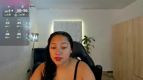 Snapshot of valentina_xx69 chatting on 10, 9, 2025 Valentina online show from 10, 9, 2025