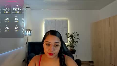 Snapshot of valentina_xx69 chatting on 2, 10, 2025 Valentina online show from 2, 10, 2025