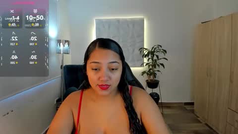 Snapshot of valentina_xx69 chatting on 15, 10, 2025 Valentina online show from 15, 10, 2025