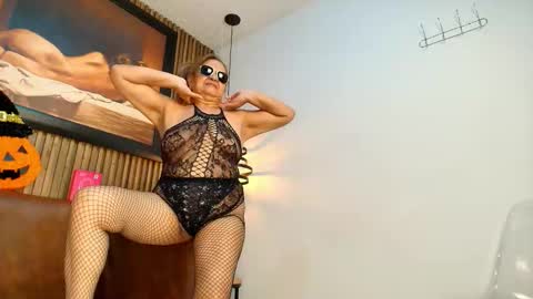 Snapshot of valentinadiazz1 chatting on 7, 10, 2025 Ana online show from 7, 10, 2025