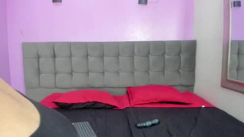 ValentinaJaramilloo online show from 13, 9, 2025