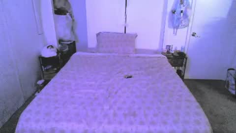 Tina Bates online show from 21, 4, 2026