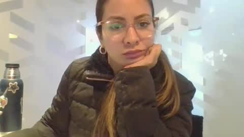 Snapshot of valentinaseleni1 chatting on 18, 5, 2026 Valentina online show from 18, 5, 2026