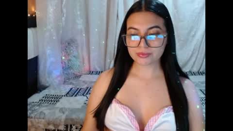 Snapshot of valentinasmith18 chatting on 3, 7, 2026 valentinasmith18 online show from 3, 7, 2026