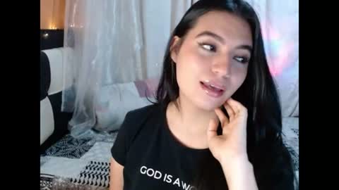 Snapshot of valentinasmith18 chatting on 3, 8, 2026 valentinasmith18 online show from 3, 8, 2026