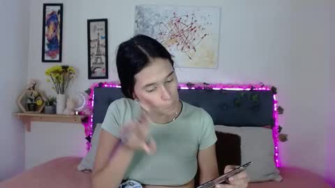 V A L E N T I N I online show from 25, 9, 2025