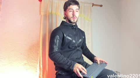 valentino online show from 21, 12, 2024