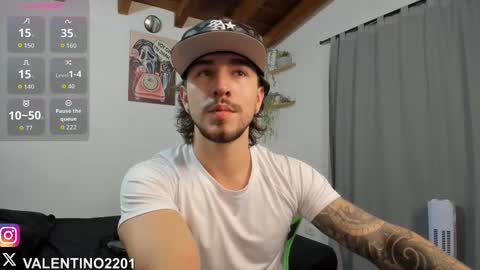 valentino online show from 30, 10, 2025