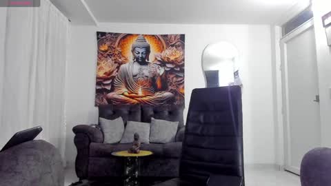    online show from 3, 1, 2025