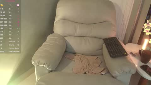 Valentino online show from 27, 2, 2025