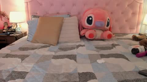 Vale Toro  online show from 30, 1, 2025