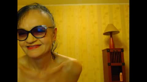 Snapshot of valenttijm3851 chatting on 3, 3, 2025 valentijm online show from 3, 3, 2025