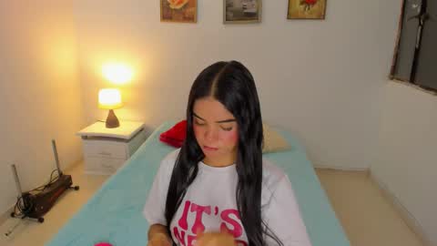 Snapshot of valeri_10 chatting on 24, 10, 2025 valeri_10 online show from 24, 10, 2025