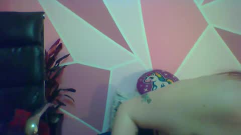 Valeri Cove online show from 25, 1, 2025