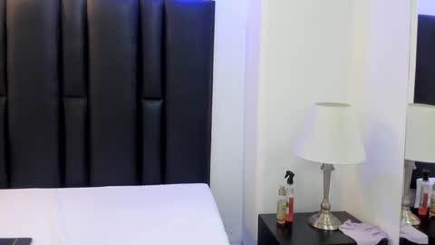 Snapshot of valeri_tafur chatting on 10, 1, 2025 valeri_tafur online show from 10, 1, 2025