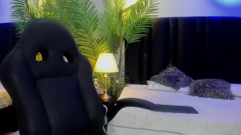 Snapshot of valeri_tafur chatting on 7, 10, 2025 valeri_tafur online show from 7, 10, 2025