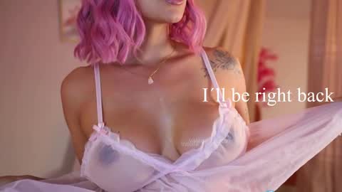 Snapshot of valeria_orozco chatting on 10, 1, 2025 valeria_orozco online show from 10, 1, 2025