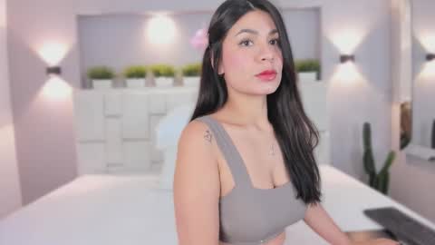 Snapshot of valeriagarciax chatting on 5, 2, 2026 ValeriaGarciax online show from 5, 2, 2026