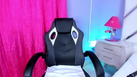 valeriajacobs online show from 11, 10, 2025