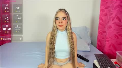 valerialoren online show from 9, 9, 2025