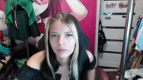 Snapshot of valeriaxkiss chatting on 11, 10, 2025 ValeriaXKiss online show from 11, 10, 2025