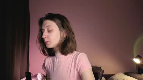 Kristi moony online show from 19, 4, 2026