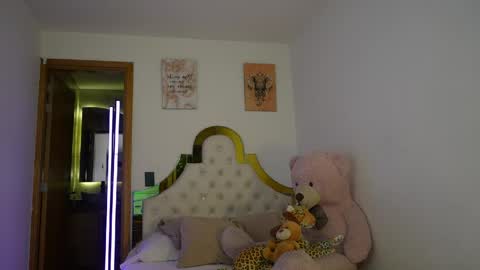 Snapshot of valeriecollinss_ chatting on 2, 6, 2026 valeriecollinss_ online show from 2, 6, 2026