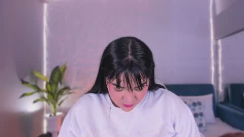 Snapshot of valeriehanzet chatting on 3, 7, 2026 valeriehanzet online show from 3, 7, 2026