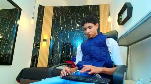 VALERIO  online show from 15, 4, 2026