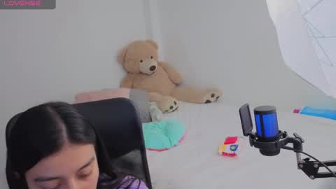 Juli C online show from 17, 4, 2026