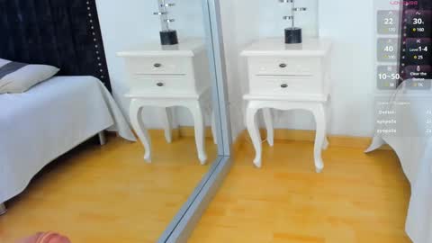   online show from 9, 12, 2024