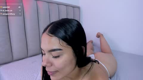 Snapshot of valery__nova chatting on 29, 4, 2026 Cris online show from 29, 4, 2026