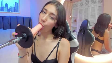 Snapshot of valery_browns chatting on 12, 5, 2026 online show from 12, 5, 2026
